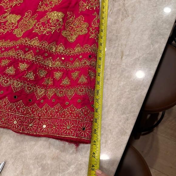 Pink Embroidered Bridal Lehenga Size Small - Picture 15 of 16